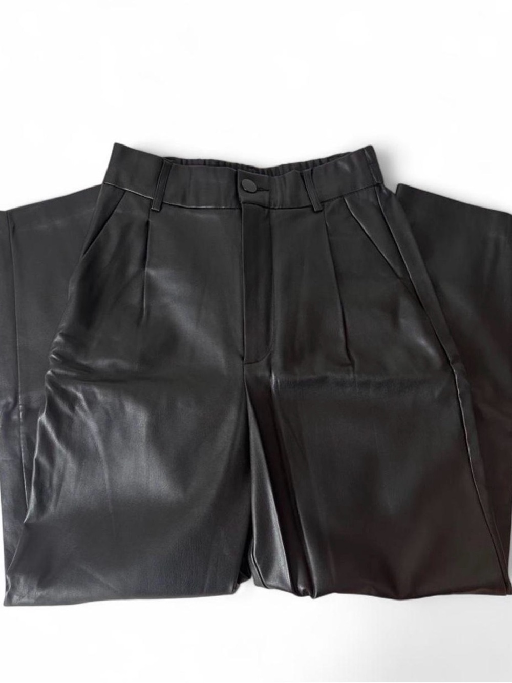 Zara black faux leather high rise pleated trousers size xs
